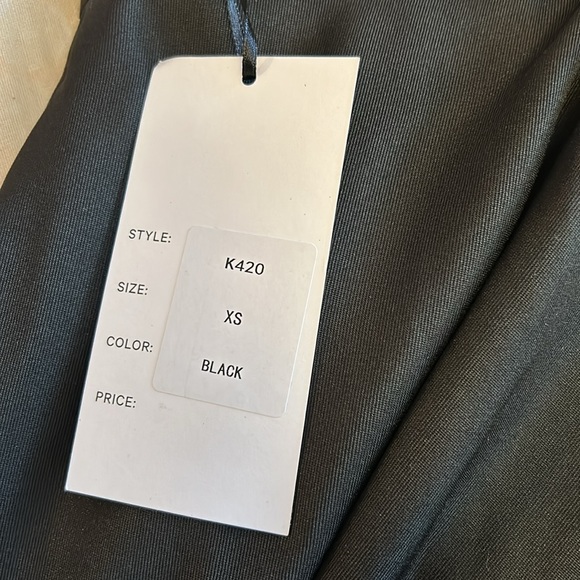 NWT Unique Vintage, Retro Style Black High Waist Swing Skirt size 2/xs - Picture 4 of 6